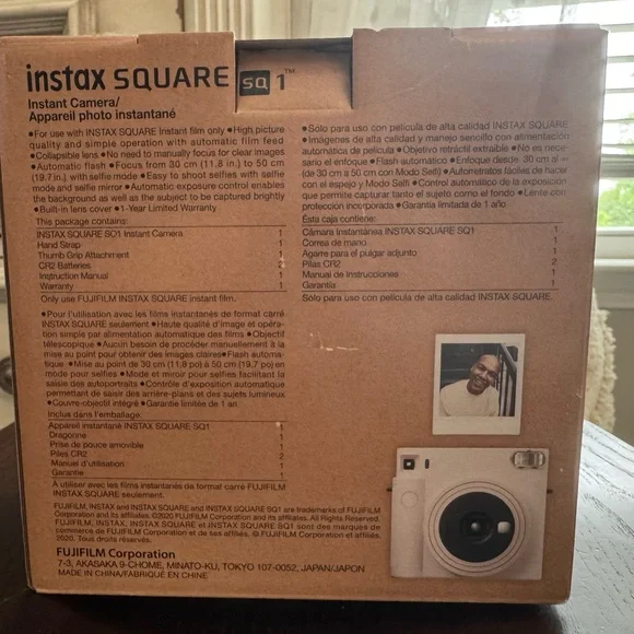 NEVER OPENED Fujifilm Instax SQ1 Instant Camera, carrying case, 20 film sheets. - Picture 9 of 12